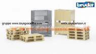 Bruder 02415 pallet  con accessori  scala 1/16 [ cod 02415 ]