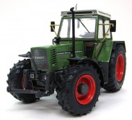 WEISE-TOYS FENDT FAVORIT 615 LSA 