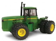 BRITAINS MODELLINO JOHN DEERE 8850 PLOW CITY 2011 ULTIMO PEZZO FUORI PRODUZIONE