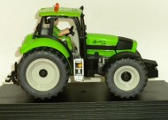 Siku Deutz-Agrotron 235