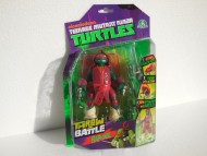 TURTLES PERSONAGGI DELUXE THROW'N BATTLE - TARTARUGA NINJA RAFFAELLO  15 CM ( CON MOVIMENTO CAPRIOLA ) GPZ91620