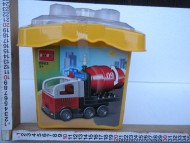  GIOCATTOLO COSTRUZIONI TIPO DUPLO CON AMBIENTAZIONE CAMION BOTTE DEL CEMENTO CALCESTRUZZO