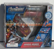 MARVEL AVENGERS I IRON MAN FUNZIONANTI A PILA CON CONTROLLO LASER LIGHT COD GPZ 18404