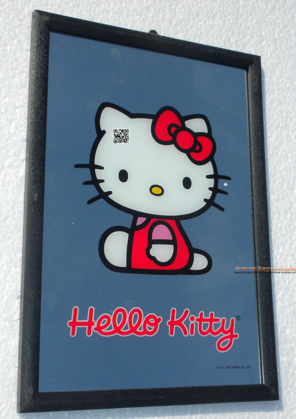 specchio-di-hello-kitty-30-x-20-cm-circa-con-cornice-in-plastica.jpg