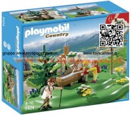 PLAYMOBIL 5424 FAMIGLIA DI ALPINISTI ALLA FONTE  IN MONTAGNA (Confezione nuova, ma danneggiata nella parte frontale)