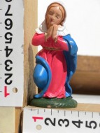 Siamo il punto di riferimento nella vendita di statuine  Madonna in ginocchio cm 7.5 cod 267