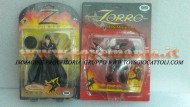 Zorro !!!  offerta 2 pezzi personaggio ZORRO L'EROE MASCHERATO e ZORRO LANCIA PUGNALI  in esaurimento 