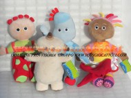 !!!!!  LA FORESTA DEI SOGNI !!!!!, IN THE NIGHT GARDEN !!!!!offerta 4 pezzi formata da  PELUCHE CIRCA 32 CM PERSONAGGIO MAKKA PAKKA , Upsy Daisy , TOMBOLINO Tombliboo , Iggle piggle ORIGINALE UFFICIALE CARTONE ANIMATO GIOCATTOLI PELUCHE toys , BRINQU