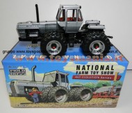 1:32 ERTL TRATTORE *WHITE* Field Boss 4-210 *4wd Tractor w/Duals* TOY FARMER 2013 *NIB* POCHISSIMI PEZZI , SERIE LIMITATA